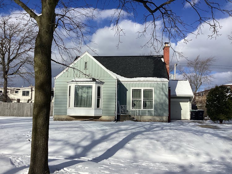 272 Woodland Drive Tonawanda Aka Buffalo, NY 14223, Erie County