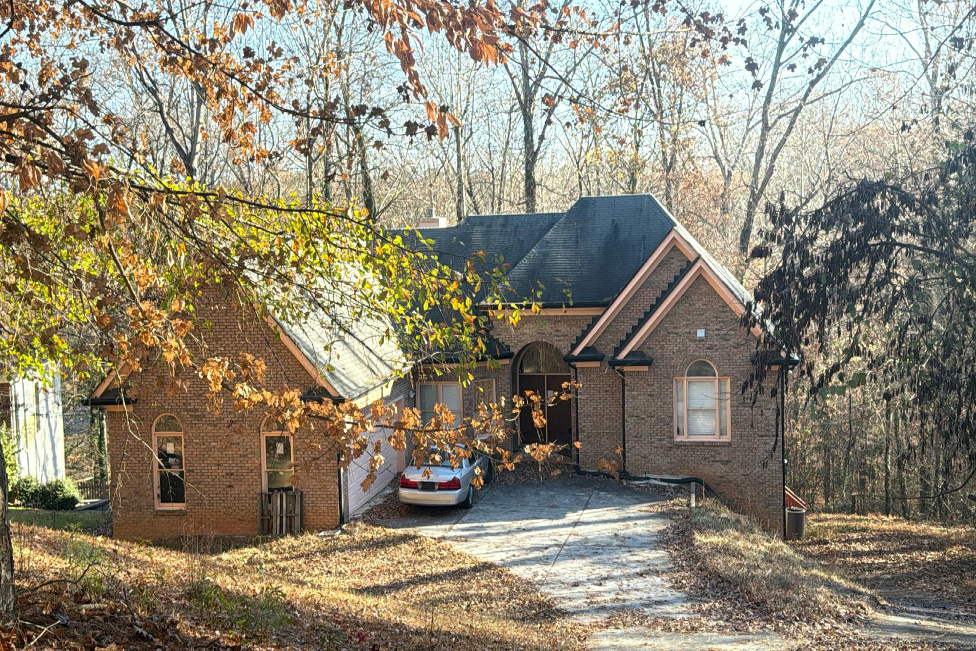 Ivan Hill Cir, Atlanta, GA 30311