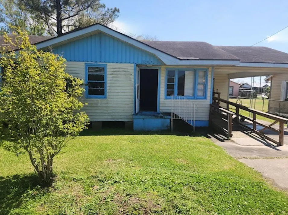 805 Dr Martin Luther Kin Napoleonville, LA 70390, Assumption Parish County