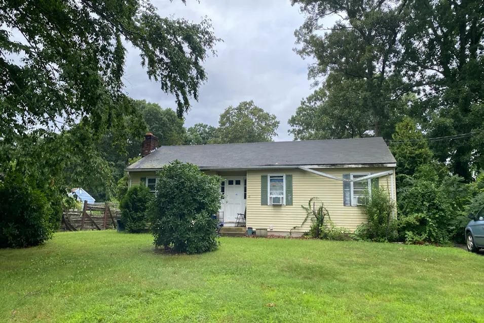 20 Lone Pine Trl Old Lyme, CT 06371, New London County