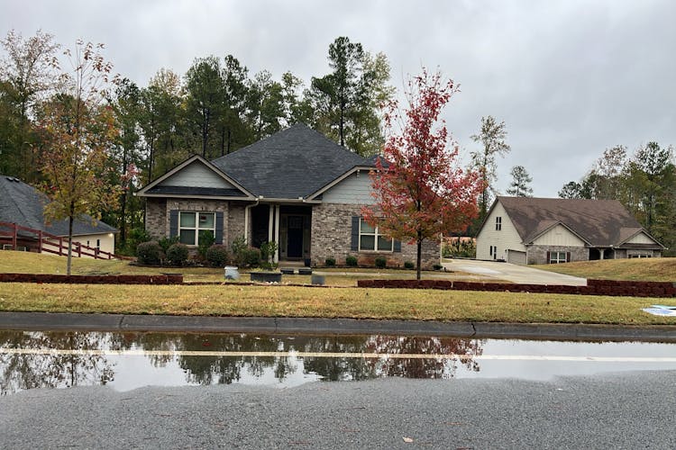 8268 East Carroll Road Whitesburg, GA 30185, Carroll County