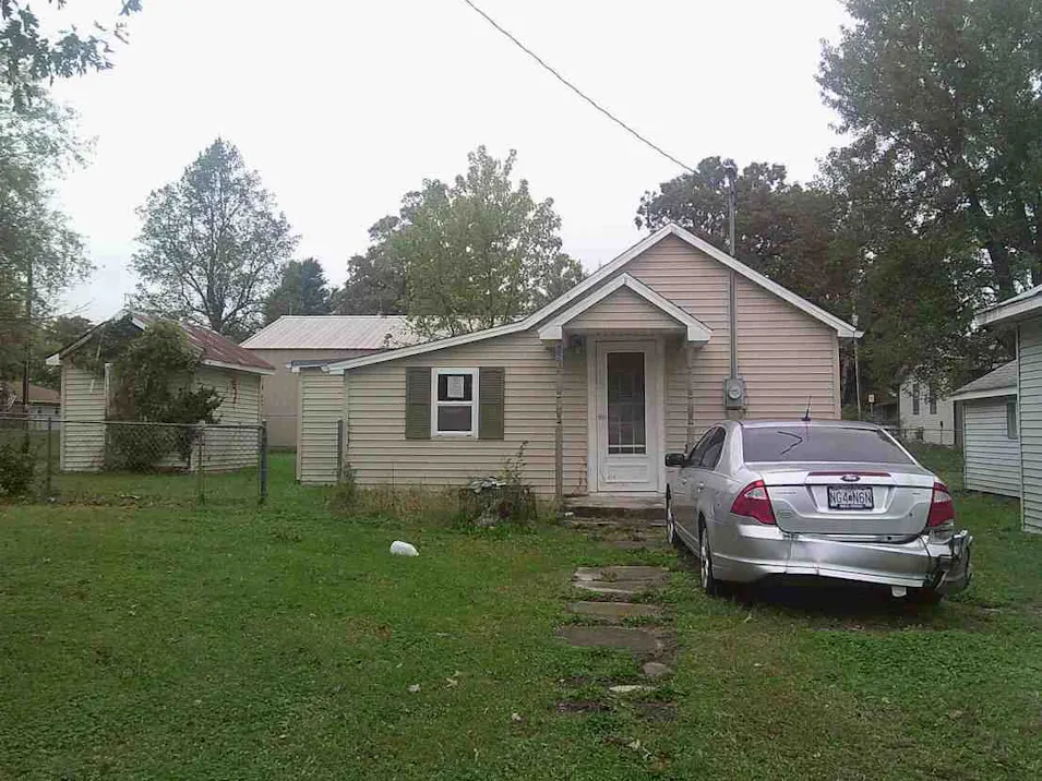 227 E Garfield Avenue Seymour, MO 65746, Webster County
