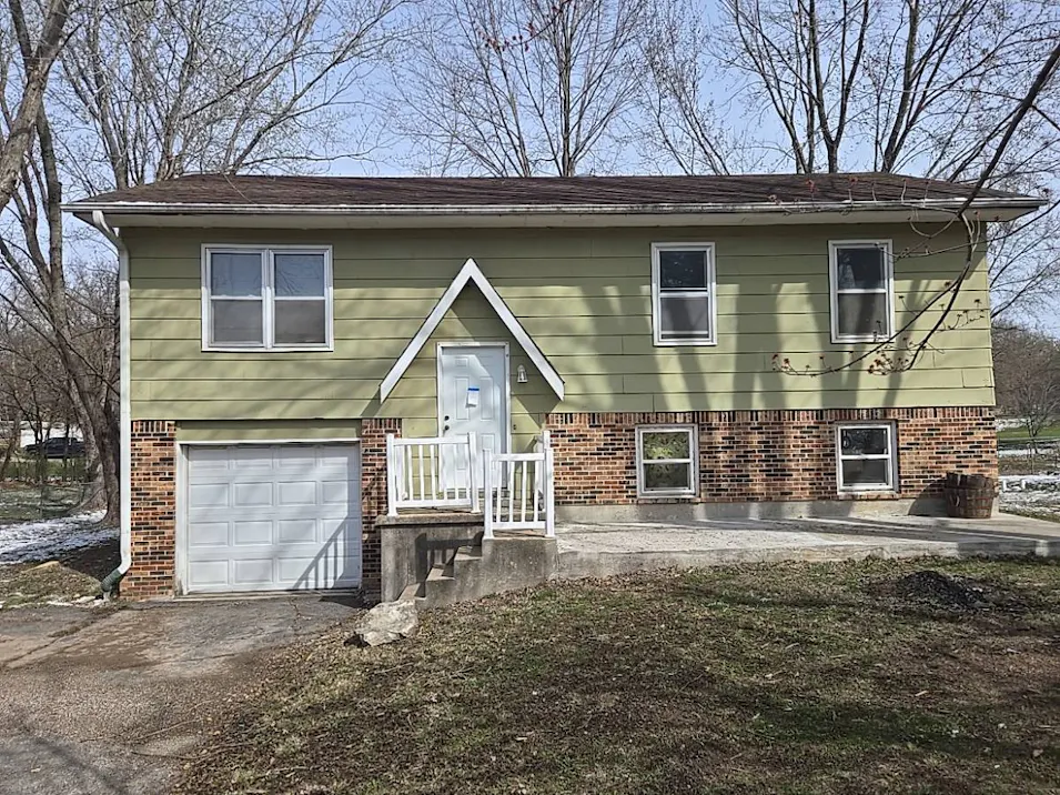 3871 McVey Rd Sedalia, MO 65301, Pettis County