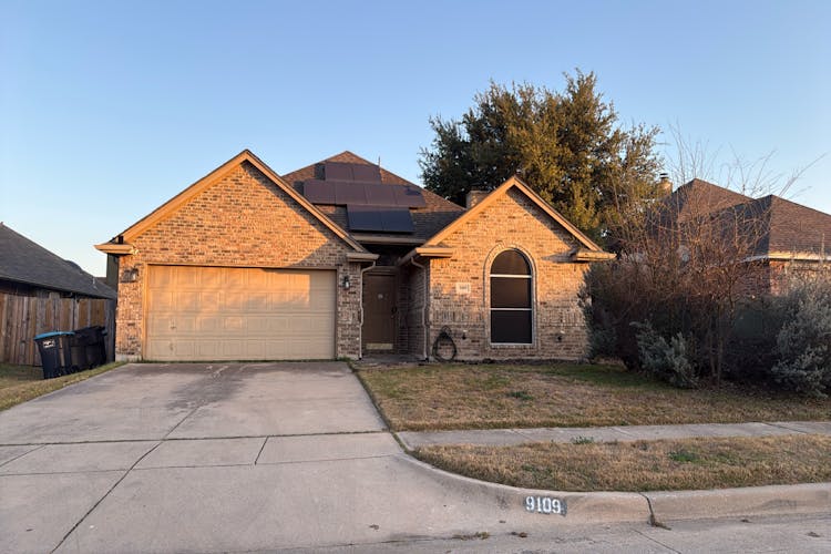 9109 Tyne Trl Fort Worth, TX 76118, Tarrant County