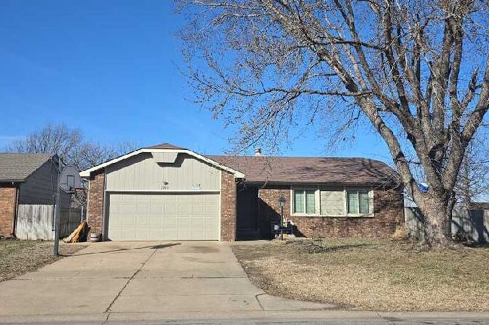 1923 N Westfield St. Wichita, KS 67212, Sedgwick County