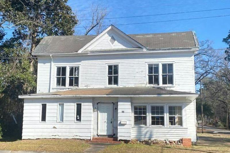 Franklin St, Whiteville, NC 28472