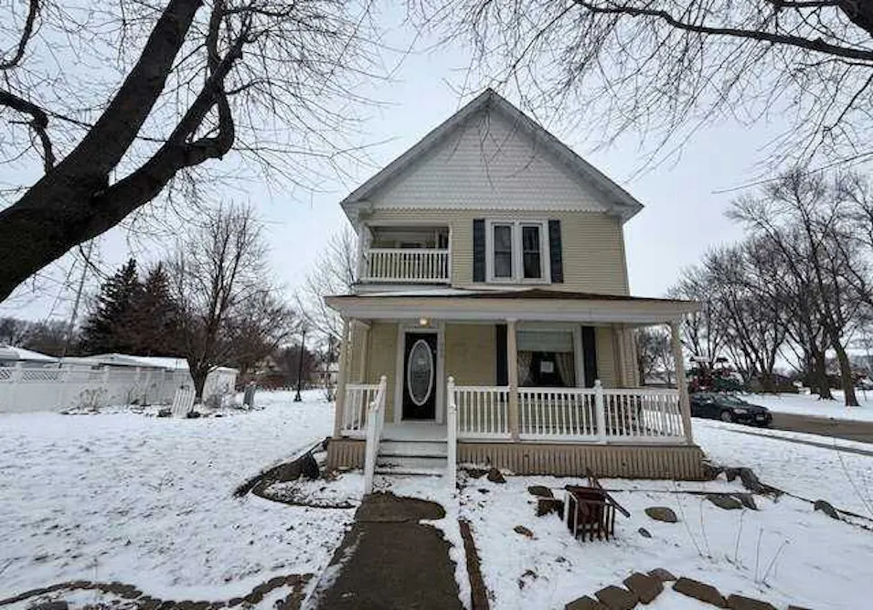 200 Maine St Amboy, MN 56010, Blue Earth County