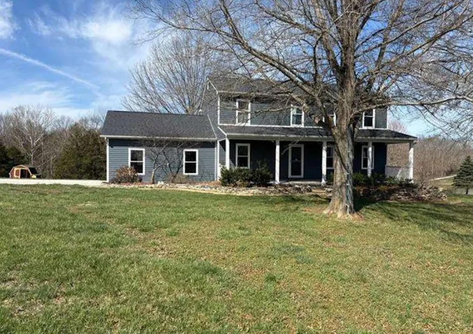 2161 Young Road Pacific, MO 63069, Franklin County