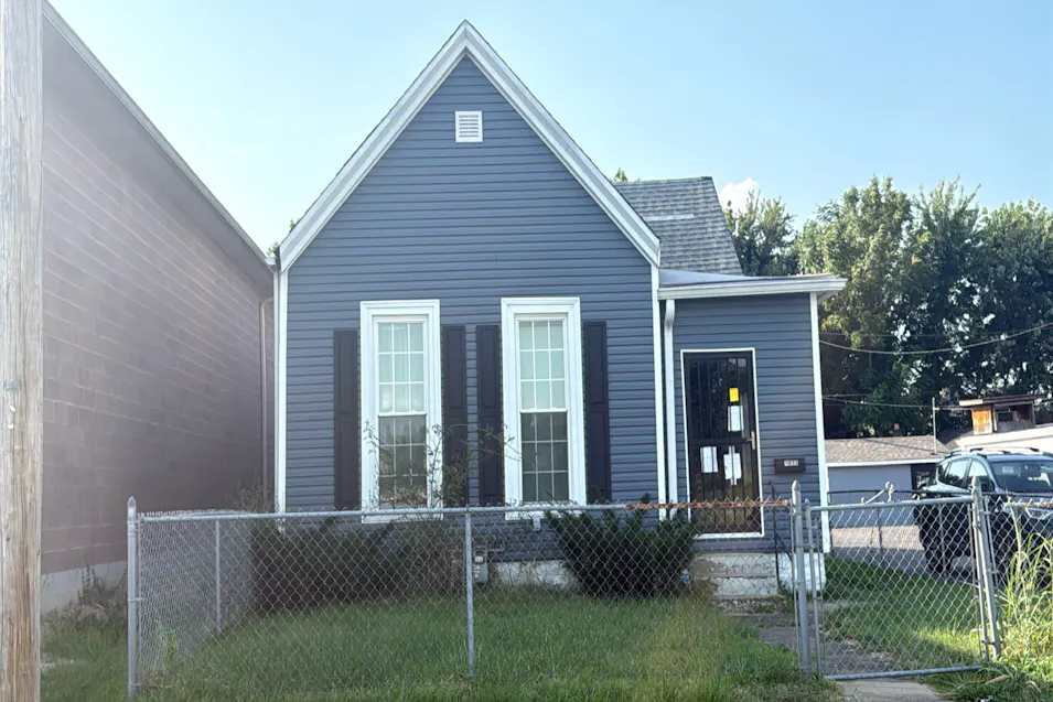 1833 East Market Street New Albany, IN 47150, Floyd County