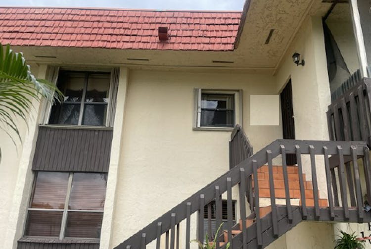 840 NE 199th St B208 Miami, FL 33179, Miami-Dade County