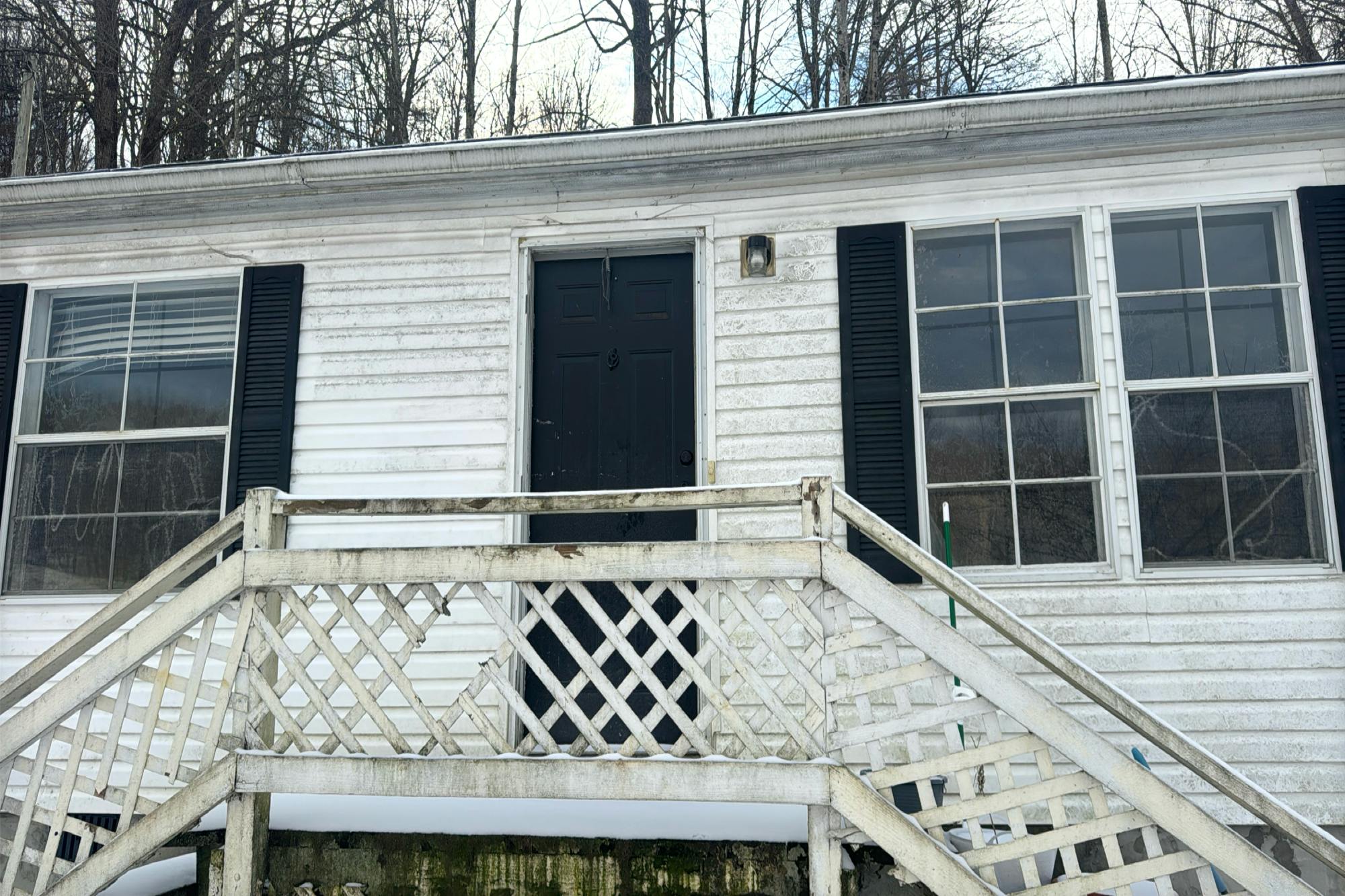Lynn Hollow Rd, North Tazewell, VA 24630
