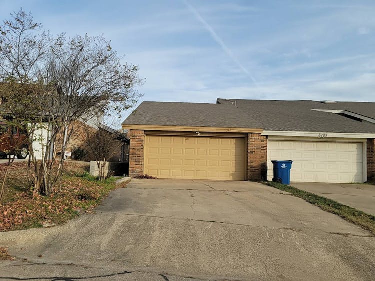 6707 Ports O Call Dr Rowlett, TX 75088, Dallas County