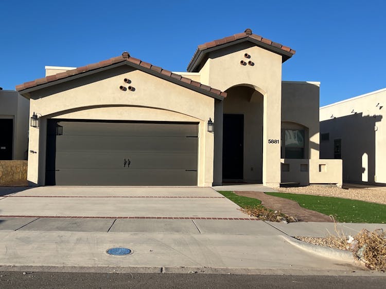 5881 Kobe Bryant St El Paso, TX 79924, El Paso County