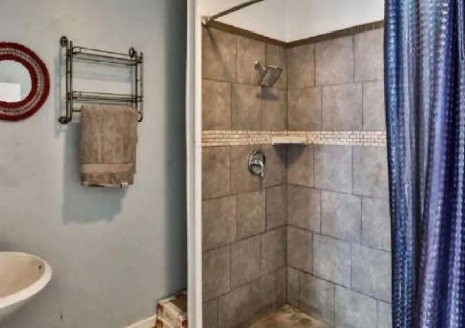143 Oakwood Ave Troy, NY 12180, Rensselaer County