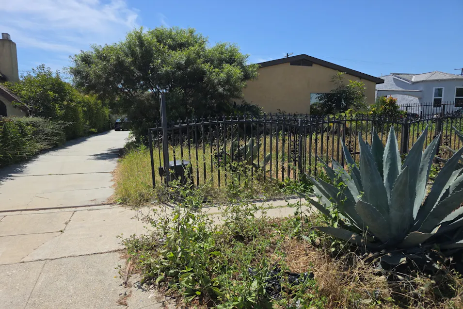 1648w 85th Street Los Angeles, CA 90047, Los Angeles County
