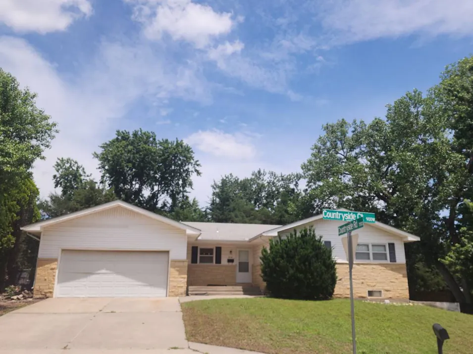 914 Countryside Ct. Junction City, KS 66441, Geary County