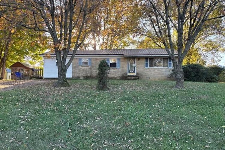 9635 Cherrywood Avenue Mc Kenzie, TN 38201, Carroll County