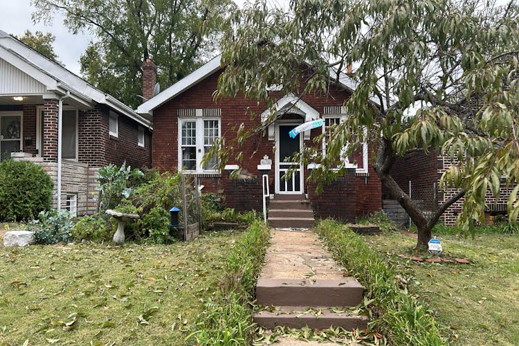 4439 Grace Ave Saint Louis, MO 63116, Saint Louis City County