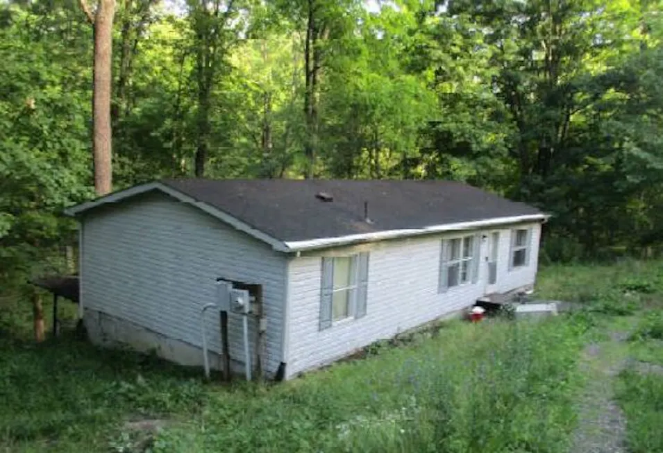 31399 State Rt 278 McArthur, OH 45651, Vinton County