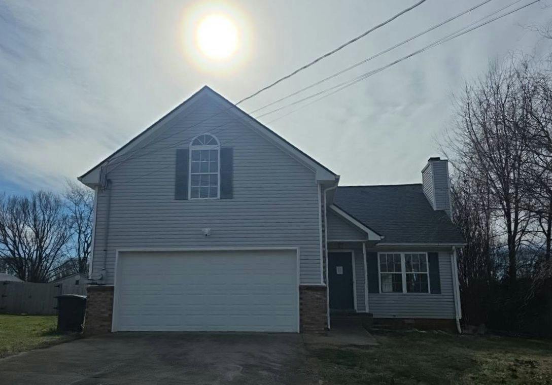 Cheryl Ct, Clarksville, TN 37042