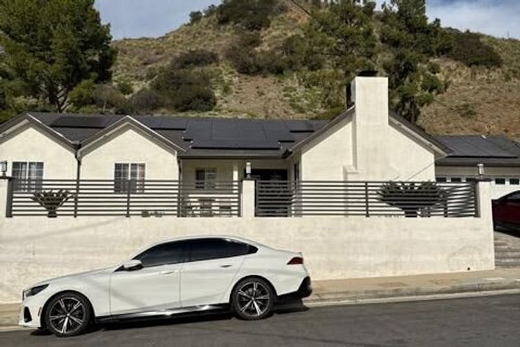 8622 Vine Valley Dr Los Angeles, CA 91352, Los Angeles County