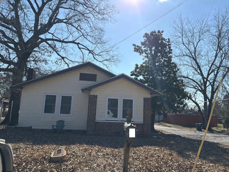 811 11th Ave Birmingham, AL 35228, Jefferson County