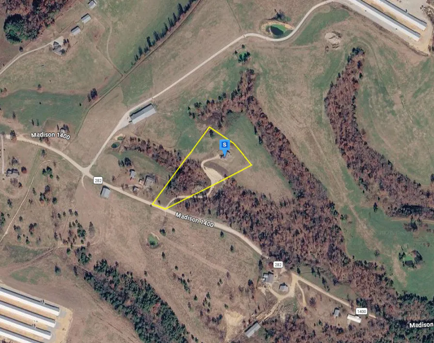 Madison 1400 , Huntsville, AR 72740