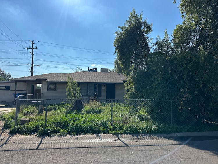 4501 W Crittenden Ln Phoenix, AZ 85031, Maricopa County