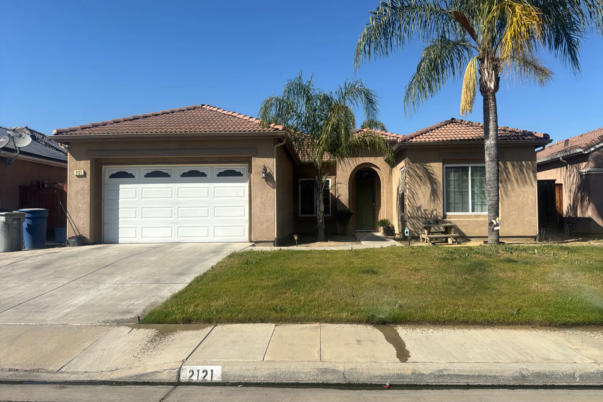 Via Calabria Ave, Delano, CA 93215
