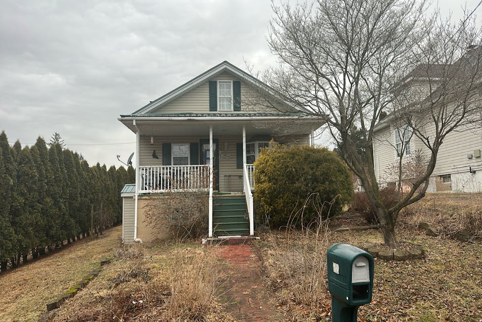 22 Wood St Tremont, PA 17981, Schuylkill County