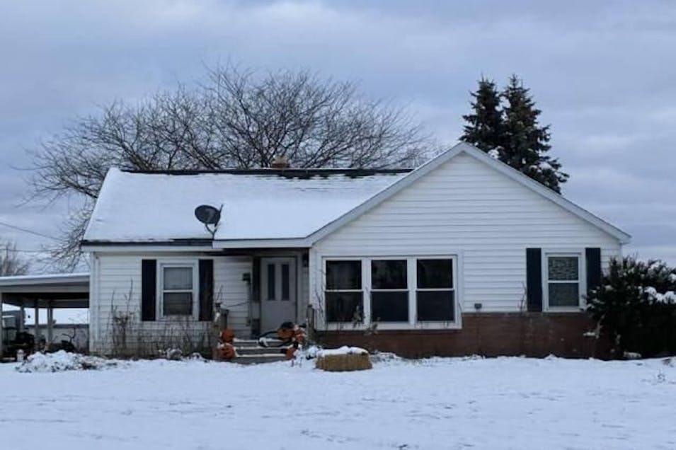 15312 Johnstone Rd Oakley, MI 48649, Saginaw County