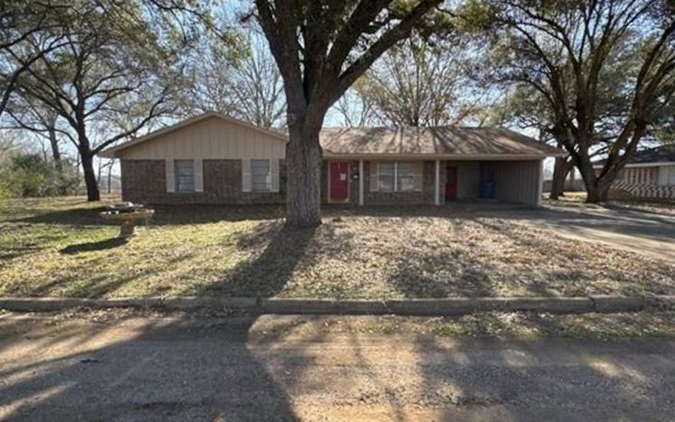 122 Charles St Crockett, TX 75835, Houston County