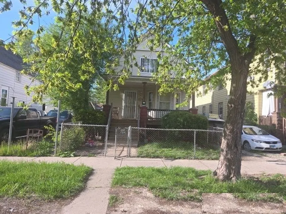 316 W 107th St Chicago, IL 60628, Cook County