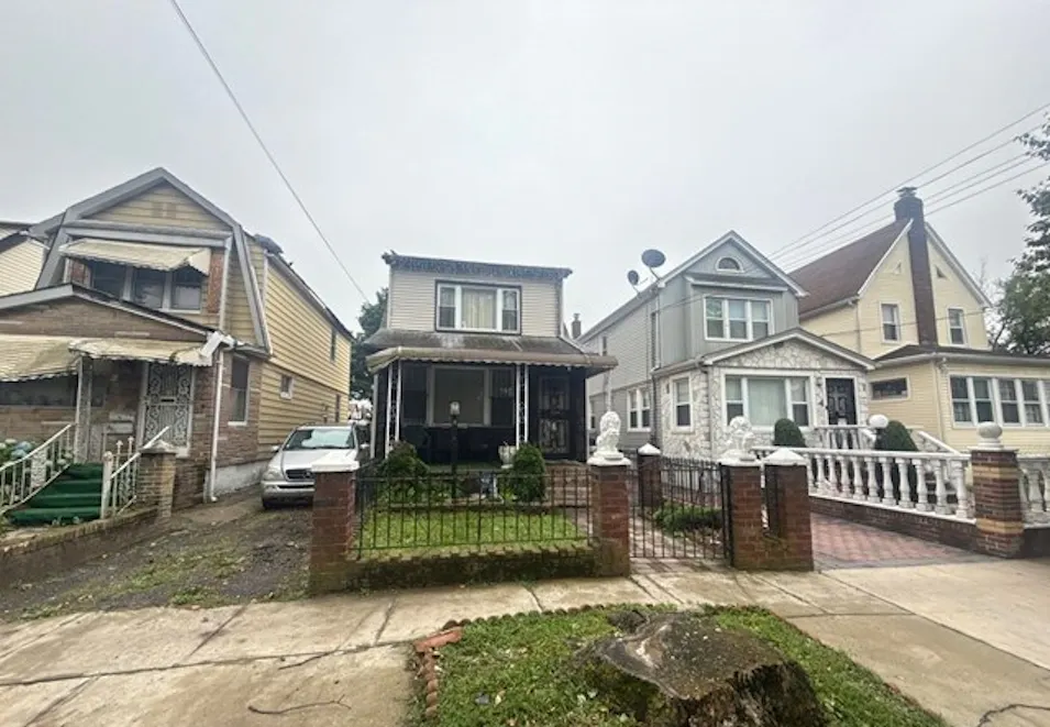 196 10 116th Ave Saint Albans, NY 11412, Queens County
