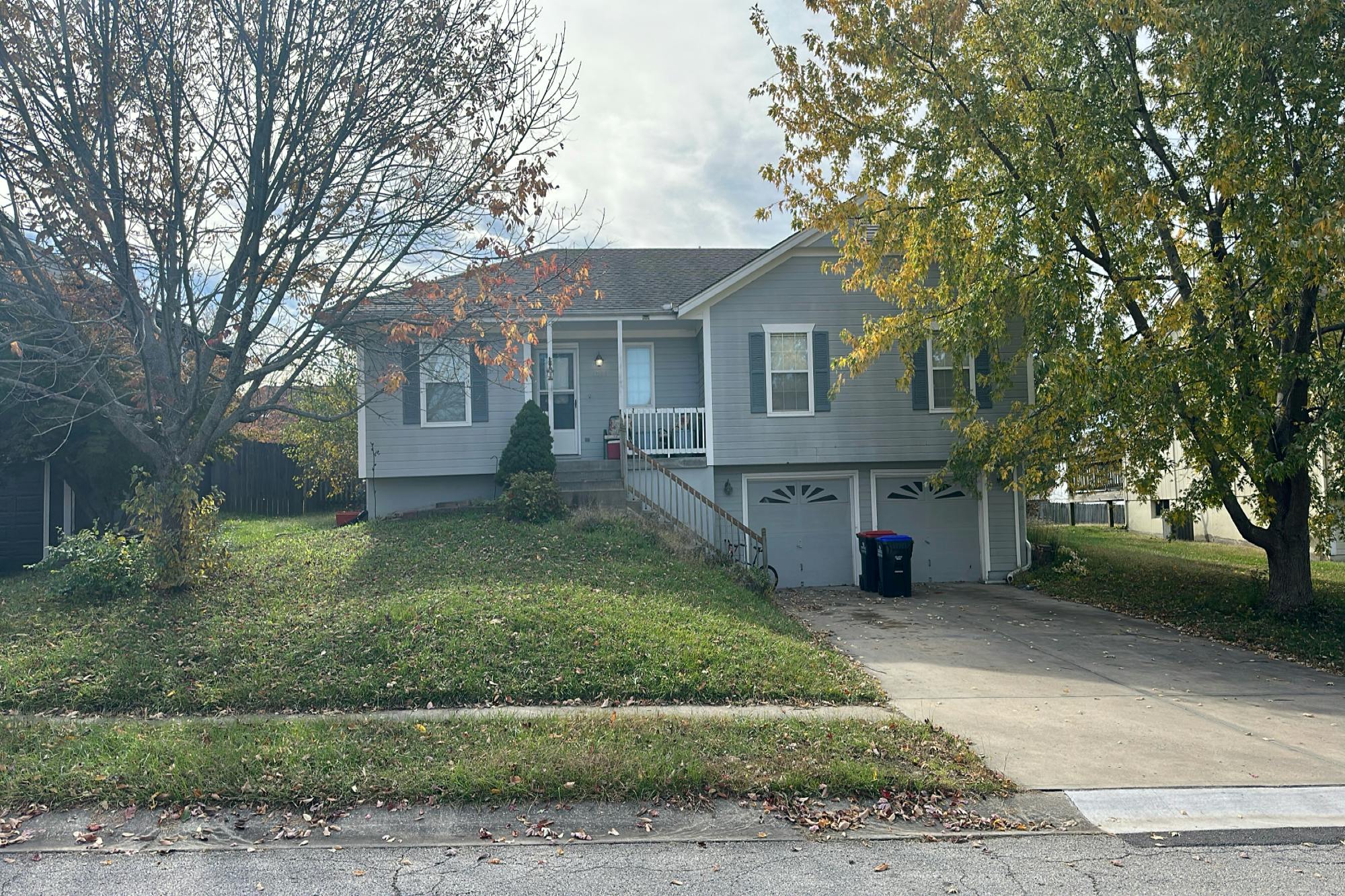 Magnolia Dr, Greenwood, MO 64034