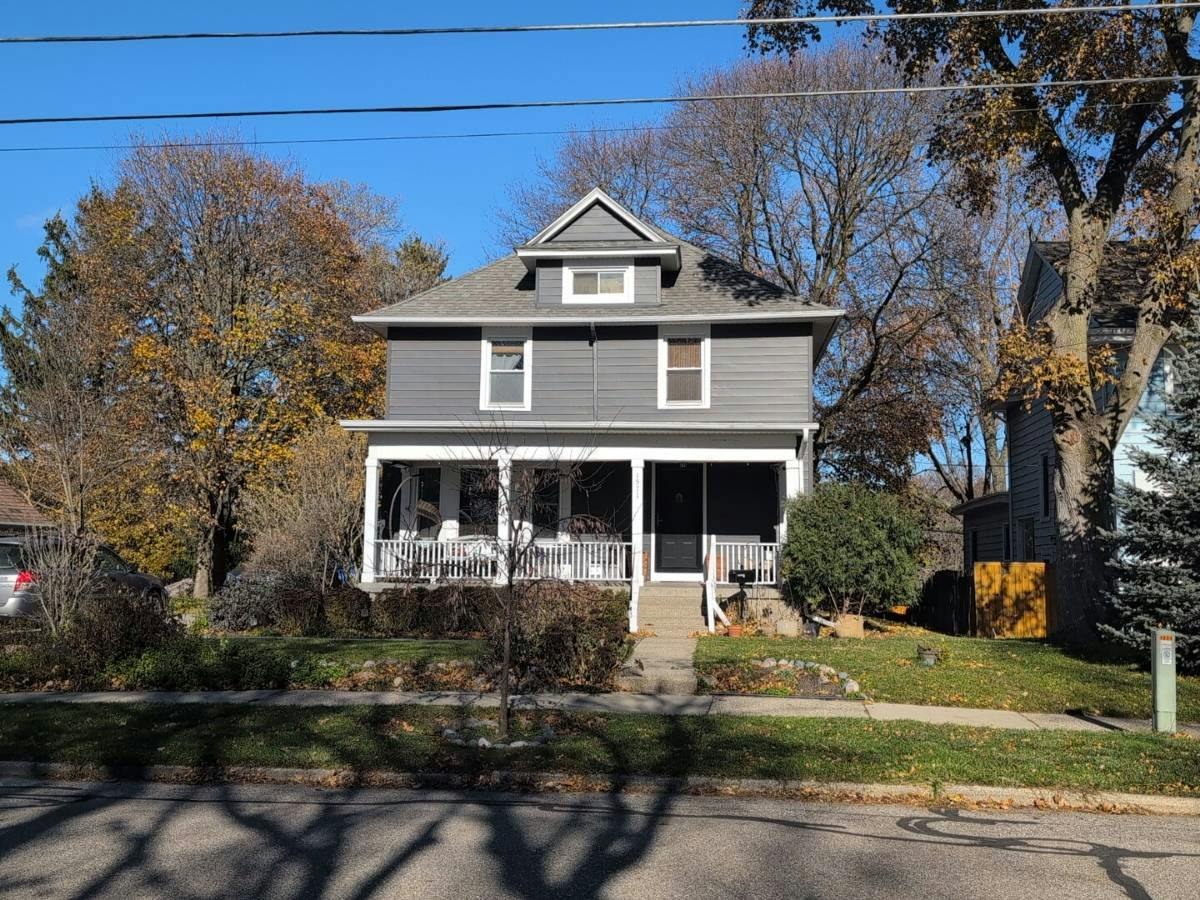 Lyon St, Grand Rapids, MI 49503