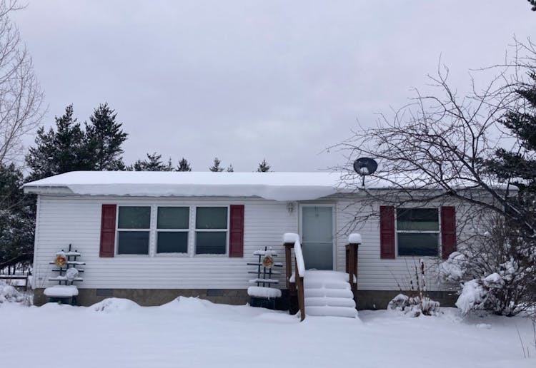 7305 Main St Rutledge, MN 55795, Pine County