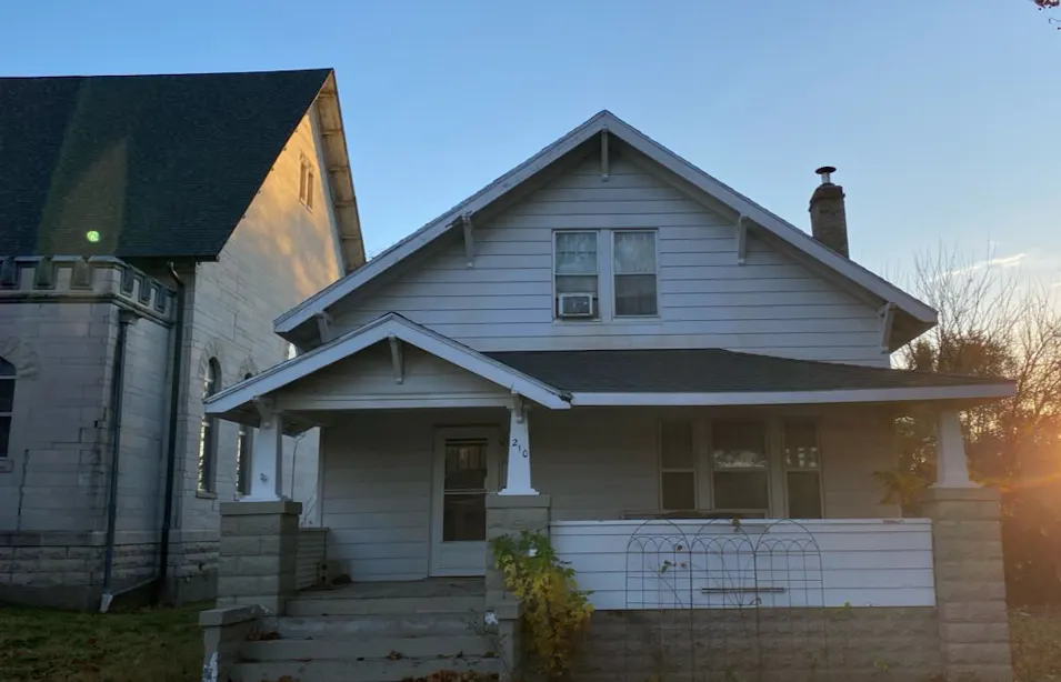 210 N Sycamore St Peabody, KS 66866, Marion County