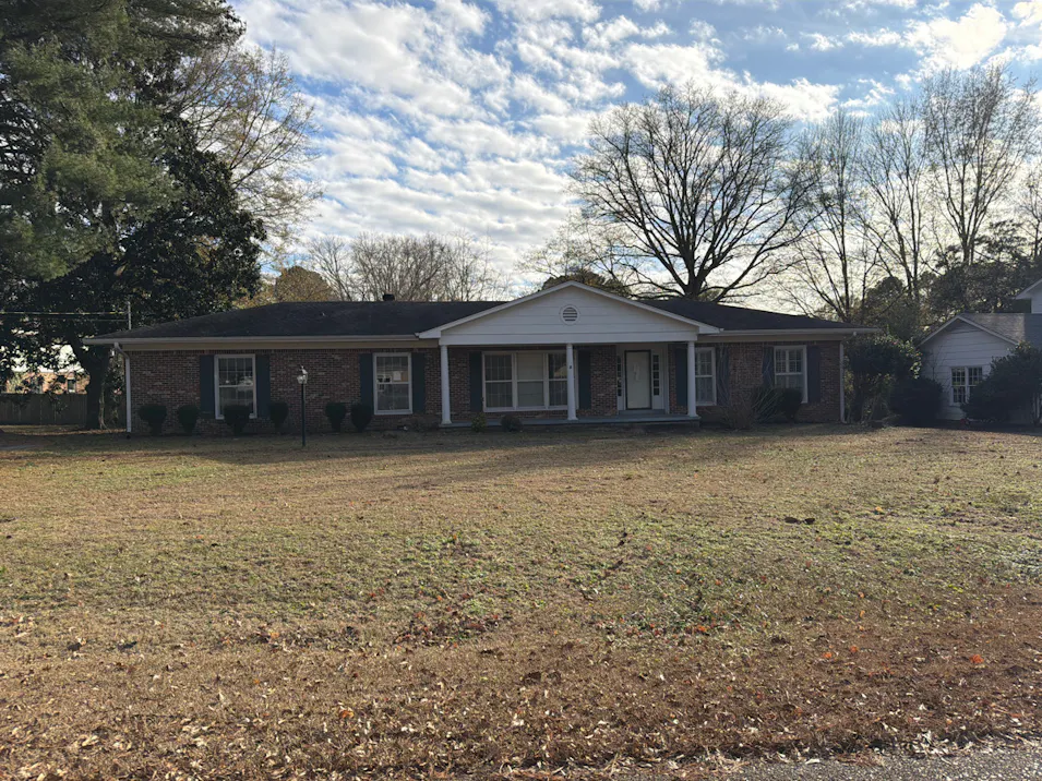 20 Greenway Dr Jackson, TN 38305, Madison County