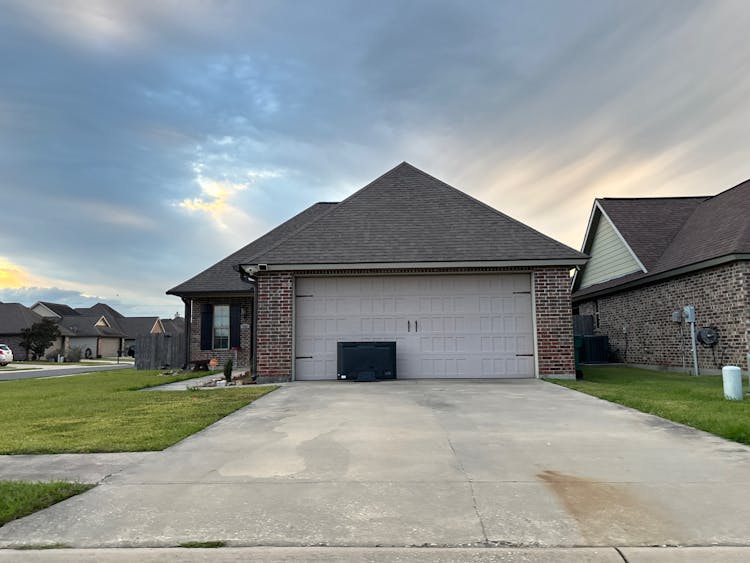 101 Adler Pl Youngsville, LA 70592, Lafayette County