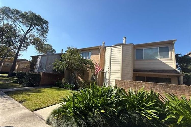 2064 Augusta Dr #3/9 Houston, TX 77057, Harris County