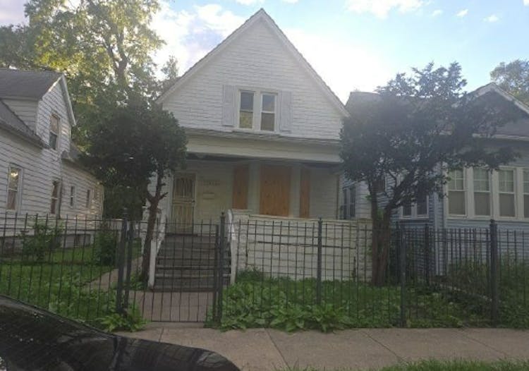 10446 S State St Chicago, IL 60628, Cook County