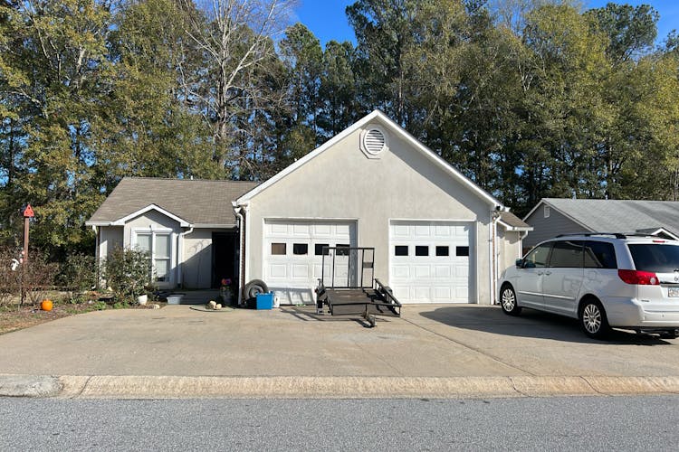 100 Wilbanks Dr Fayetteville, GA 30215, Fayette County