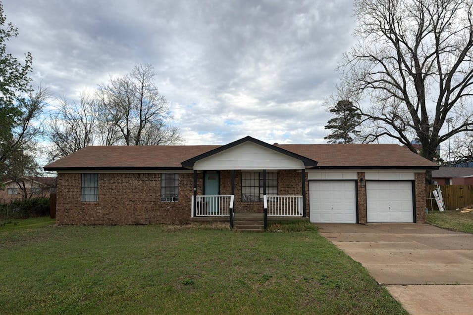 106 Cottonwood St Joshua, TX 76058, Johnson County