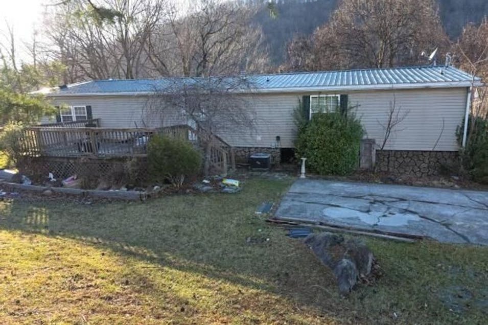 15 Fisher Street Piedmont, WV 26750, Mineral County