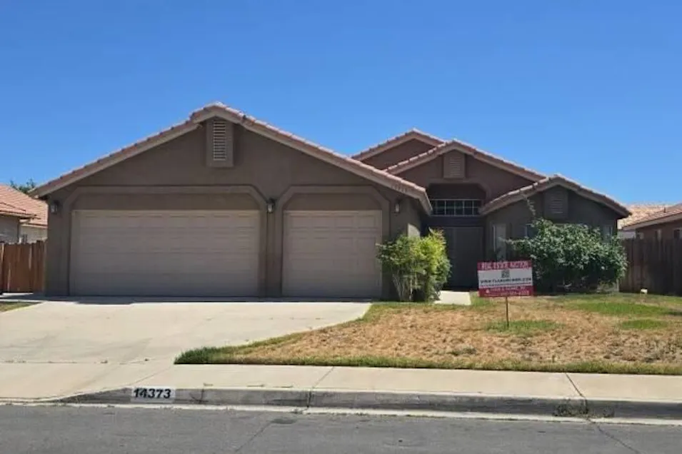 14373 Hillsborough Drive Victorville, CA 92392, San Bernardino County