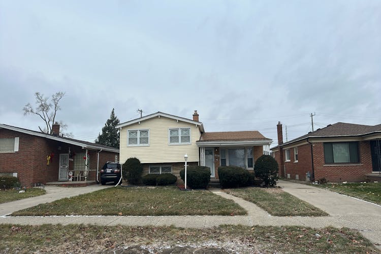 14621 Collingham Dr Detroit, MI 48205, Wayne County