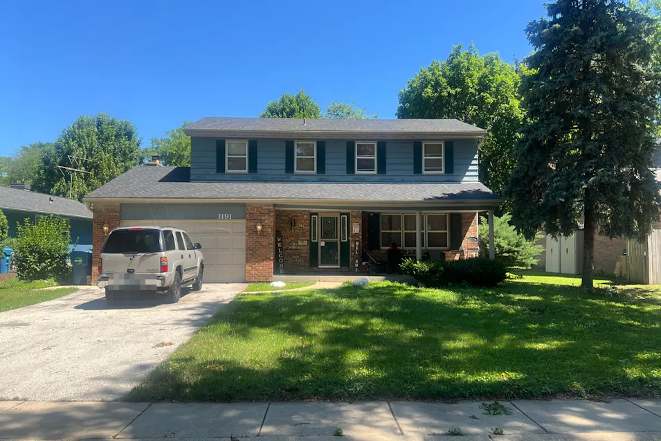 1191 California Ave Aurora, IL 60506, Kane County