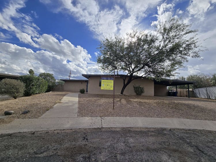 8856 E Calle Playa Tucson, AZ 85715, Pima County