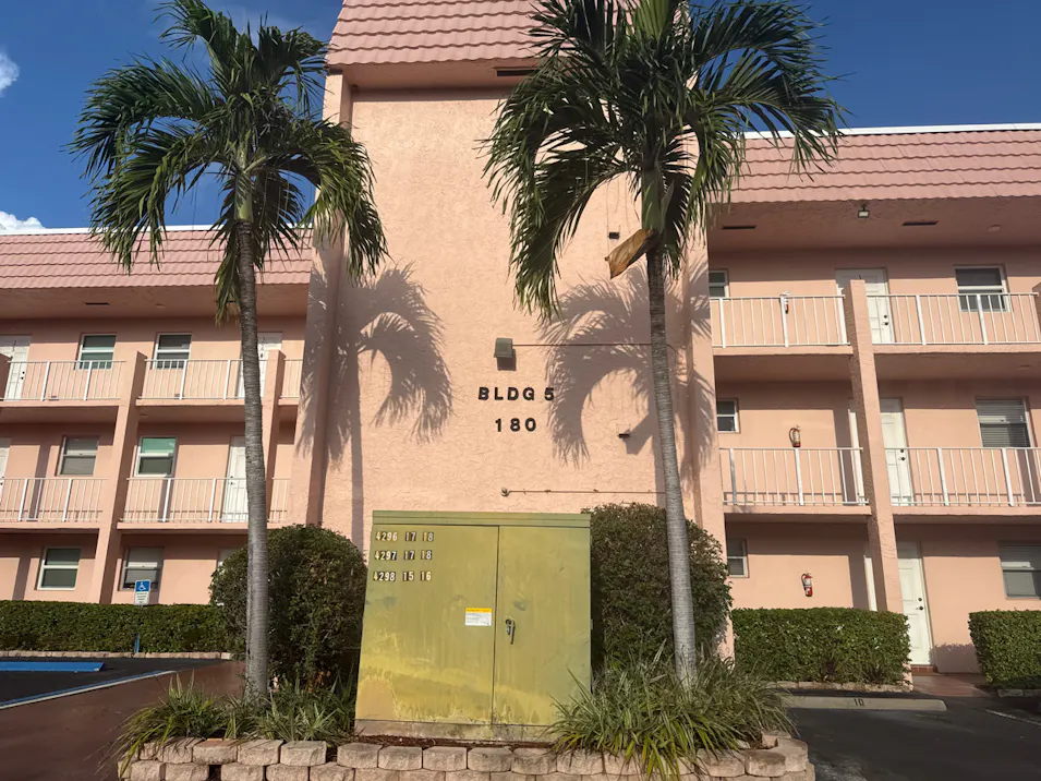 180 Turtle Lake Ct Naples, FL 34105, Collier County